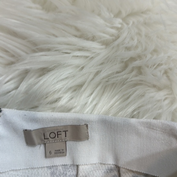 LOFT White Blue Floral Pencil Skirt - Picture 4 of 5